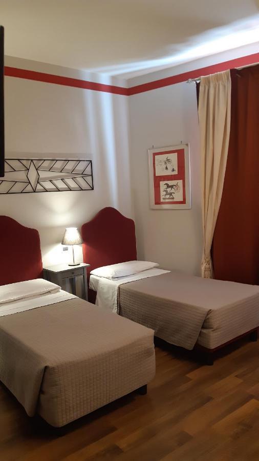 Albergo Moderno Lucca Esterno foto