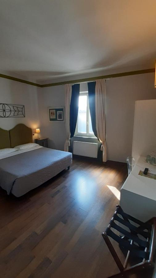 Albergo Moderno Lucca Esterno foto