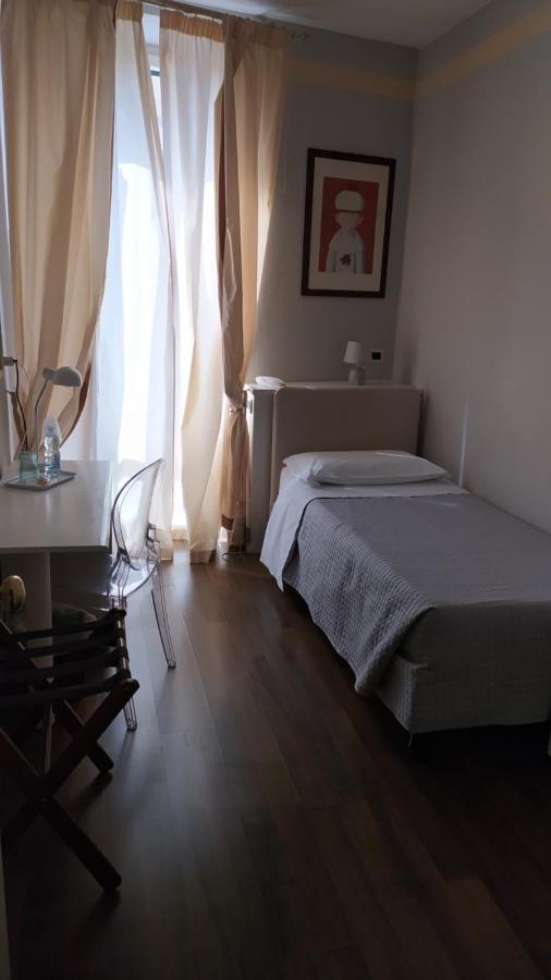 Albergo Moderno Lucca Esterno foto